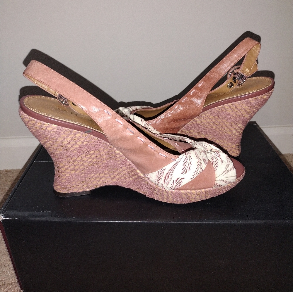 Bow Wedge Heels
